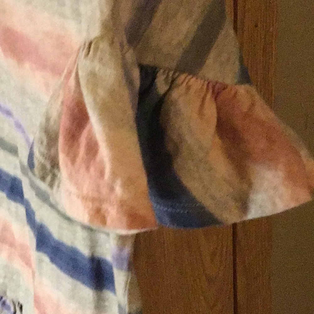 Striped Ruffle Hem Top - Picture 15 of 16